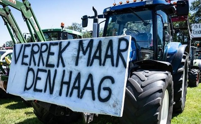 Miles de agricultores holandeses convocados a manifestarse en todo el país contra las políticas de CO2